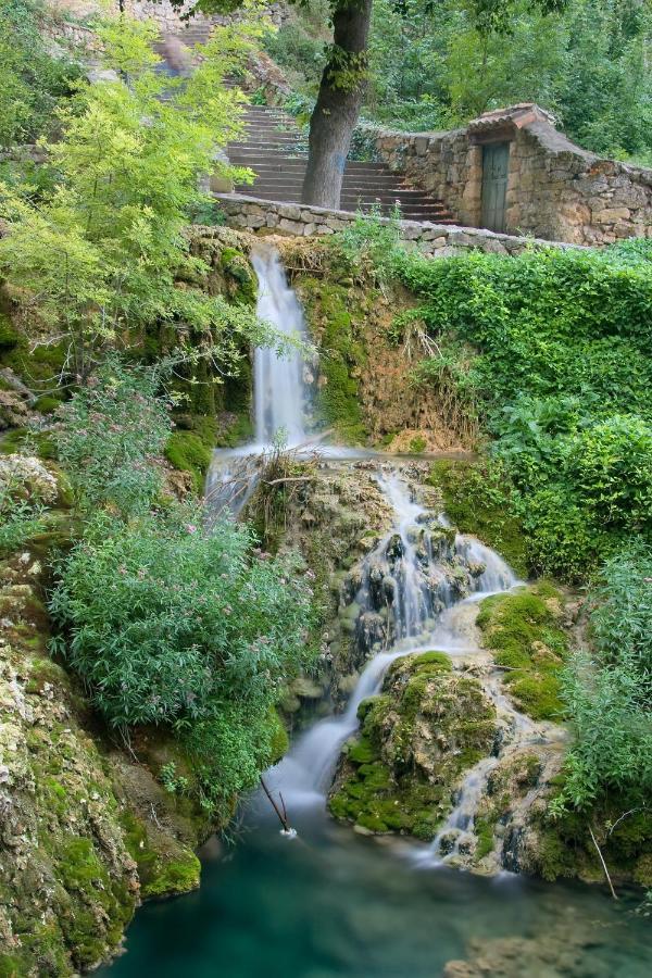 El Salto Del Agua Autentico El Molino De La Cascada Orbaneja *